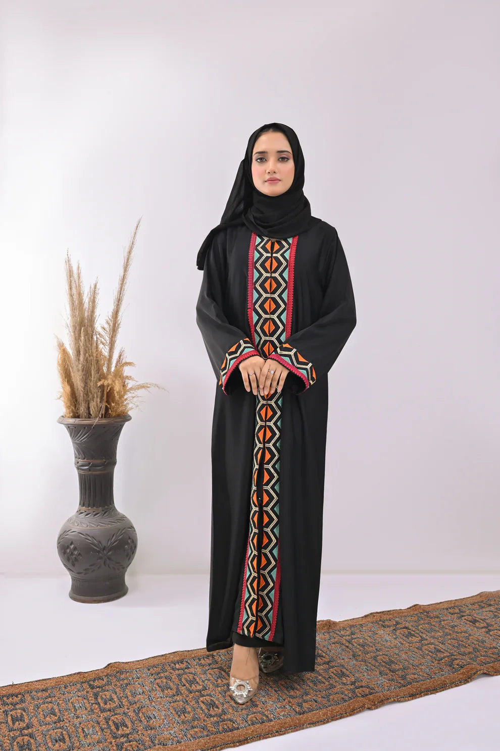 Aaliyah abaya