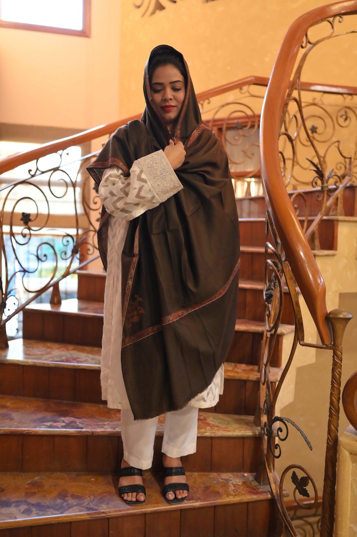 Nazakat Luxe - Dark Brown
