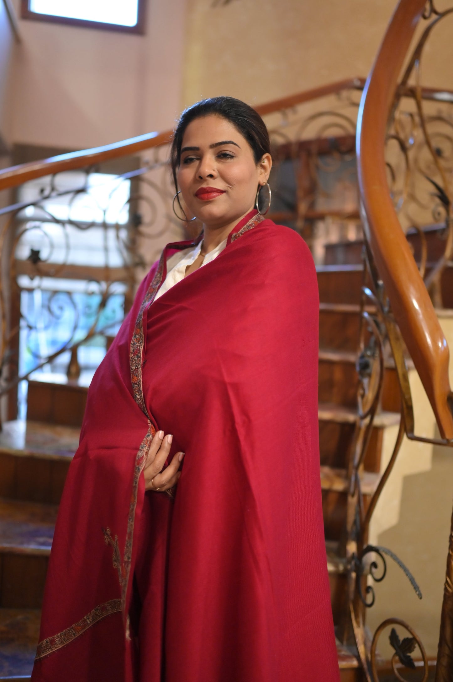Nazakat Luxe - Red
