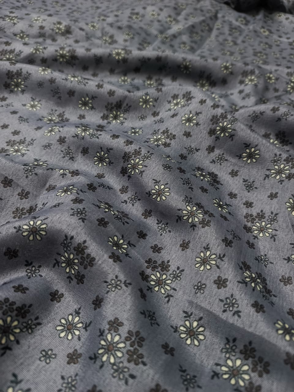 Namaz Chaddar – Swiss Lawn Fabric