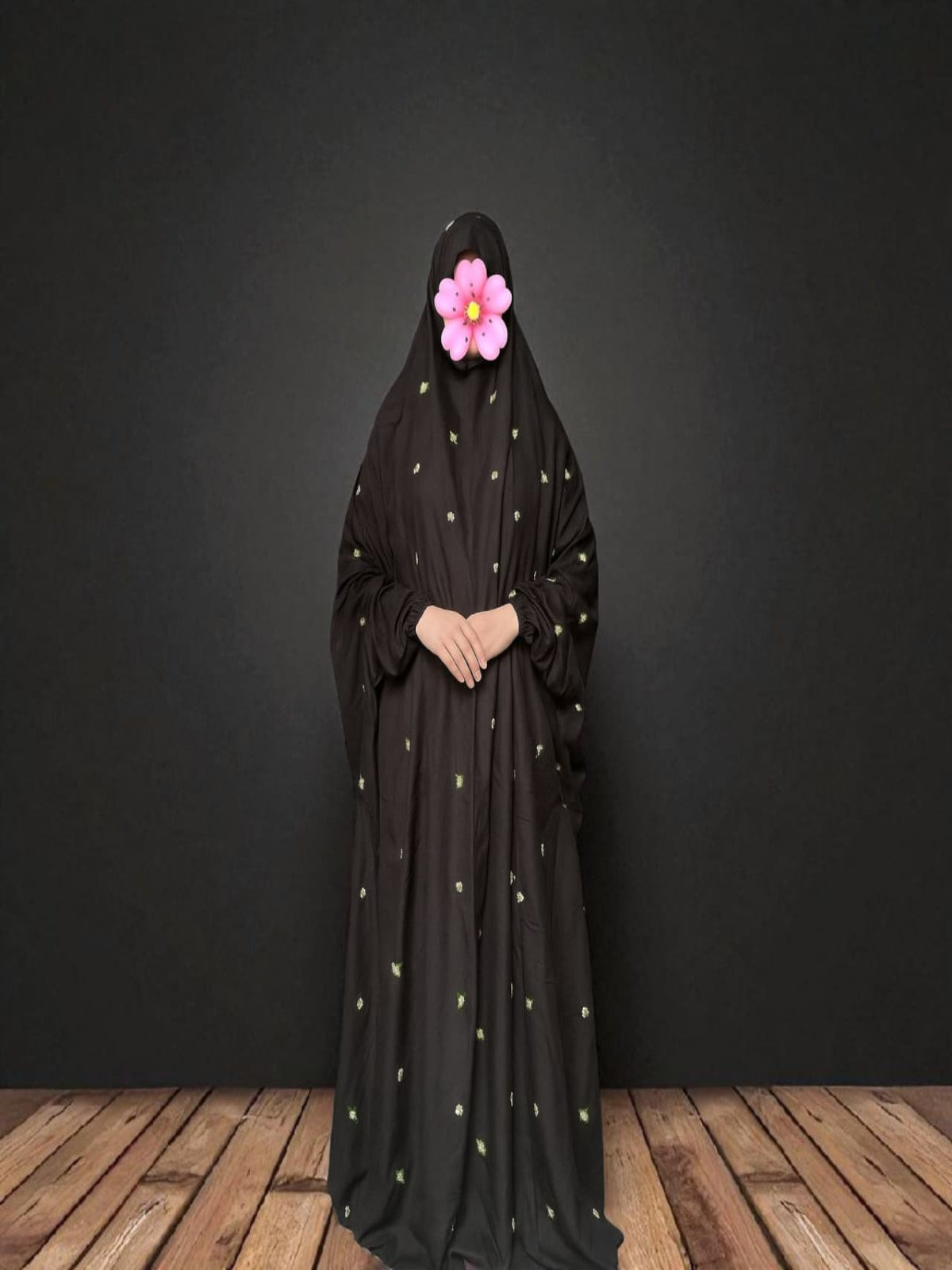 Embroidered Swiss Lawn Namaz Chadar with Sleeves – Black