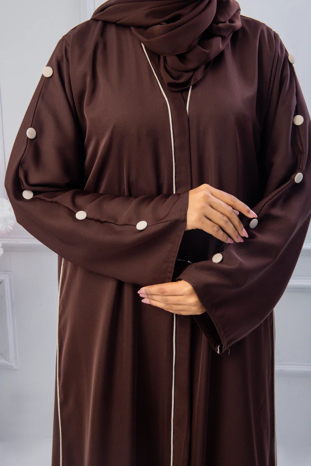 Meadow Abaya with hijab